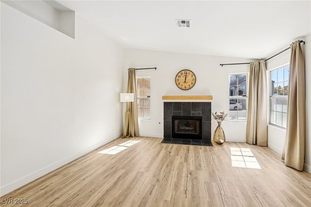 7400 Queen Palm Drive, Las Vegas, NV 89128