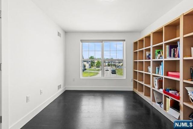 28 Lamb Court, Norwood, NJ 07648