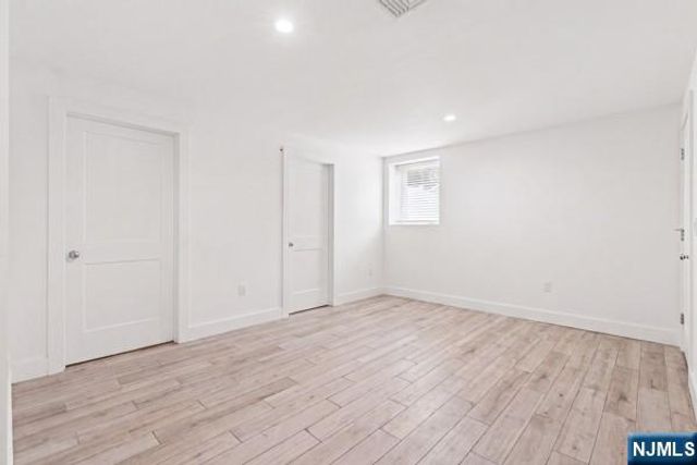 28 Lamb Court, Norwood, NJ 07648
