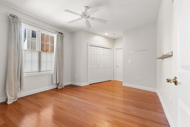106 Washington St 23, Quincy, MA 02169
