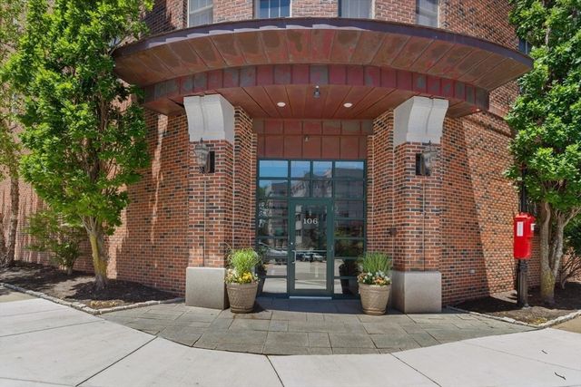 106 Washington St 23, Quincy, MA 02169