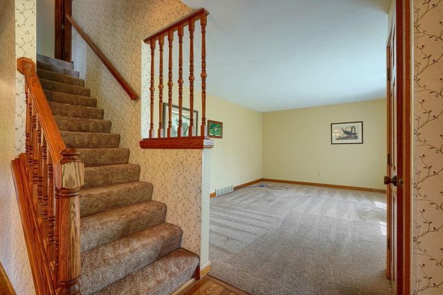 2865 Stringtown Road NW, Lancaster, OH 43130