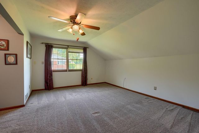 2865 Stringtown Road NW, Lancaster, OH 43130