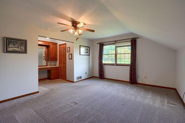 2865 Stringtown Road NW, Lancaster, OH 43130