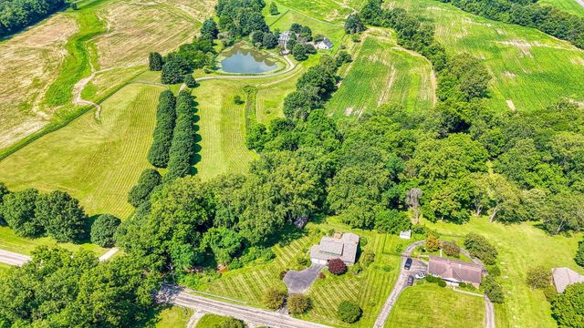 2865 Stringtown Road NW, Lancaster, OH 43130