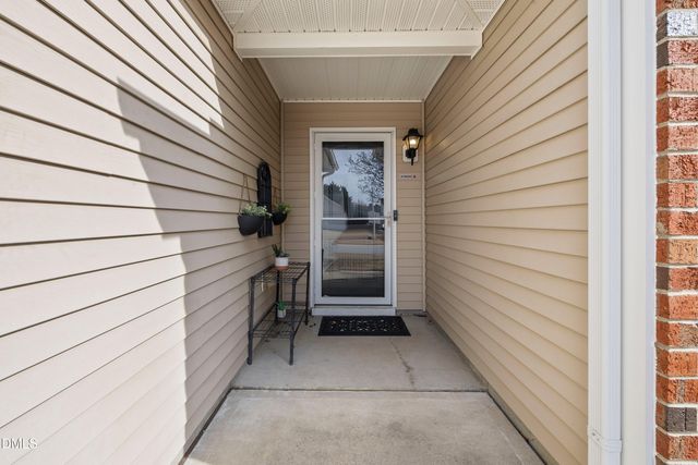 1009 Narcissus, Clayton, NC 27520