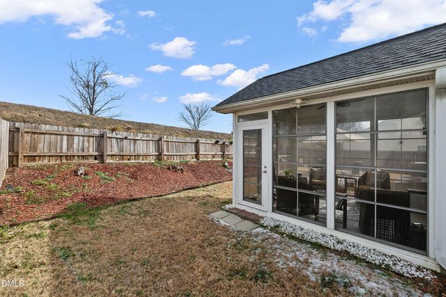 1009 Narcissus, Clayton, NC 27520