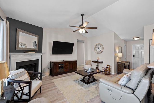 1009 Narcissus, Clayton, NC 27520