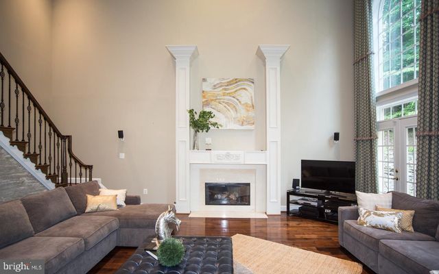 6125 OLD DOMINION DR, Mclean, VA 22101