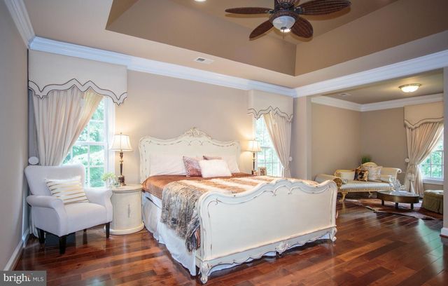 6125 OLD DOMINION DR, Mclean, VA 22101