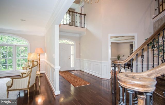 6125 OLD DOMINION DR, Mclean, VA 22101