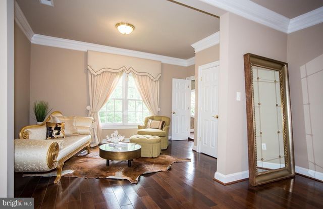 6125 OLD DOMINION DR, Mclean, VA 22101