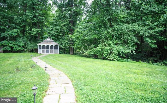 6125 OLD DOMINION DR, Mclean, VA 22101