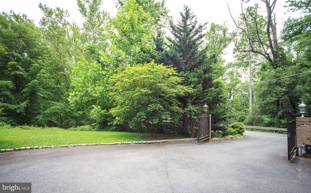 6125 OLD DOMINION DR, Mclean, VA 22101