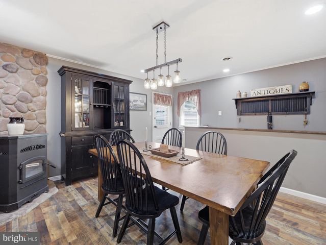 10535 PEACHTREE LN, Williamsport, MD 21795