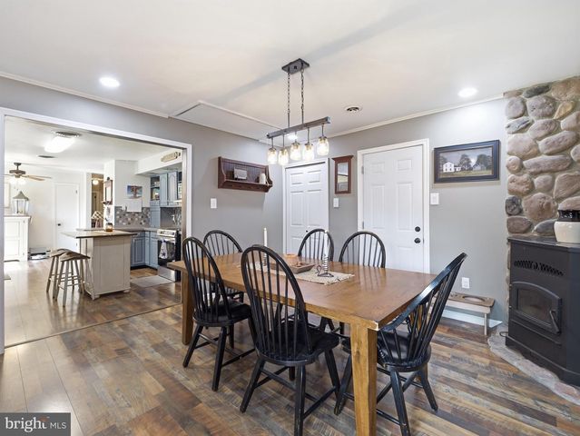 10535 PEACHTREE LN, Williamsport, MD 21795