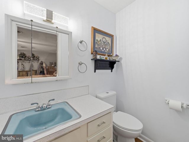 10535 PEACHTREE LN, Williamsport, MD 21795