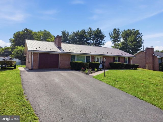 10535 PEACHTREE LN, Williamsport, MD 21795