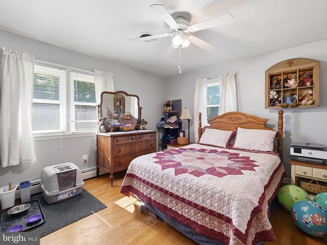 10535 PEACHTREE LN, Williamsport, MD 21795