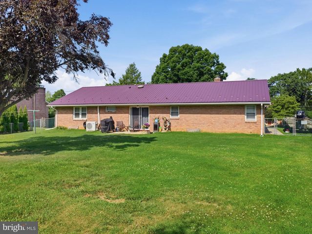 10535 PEACHTREE LN, Williamsport, MD 21795