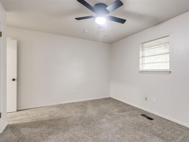 1400 Devonshire Circle, Edmond, OK 73034