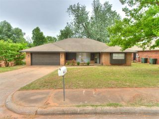 1400 Devonshire Circle, Edmond, OK 73034