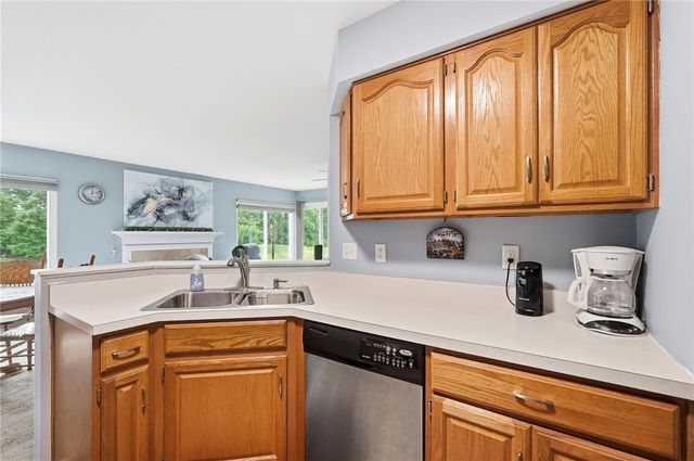 7437 Waterford Drive 204, Deerfield Twp, OH 45040