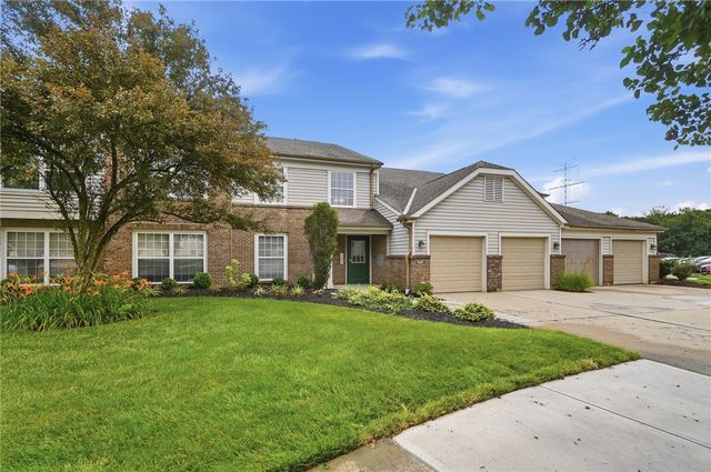 7437 Waterford Drive 204, Deerfield Twp, OH 45040
