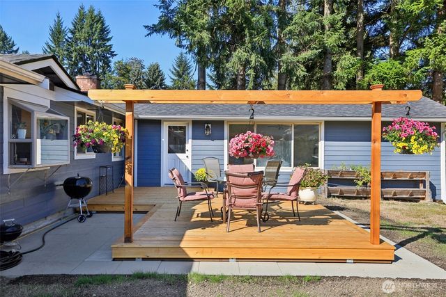 8121 145th Drive SE, Snohomish, WA 98290