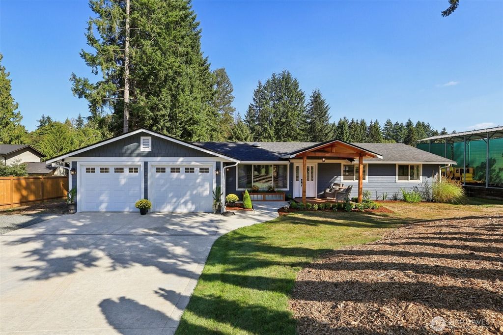 8121 145th Drive SE, Snohomish, WA 98290