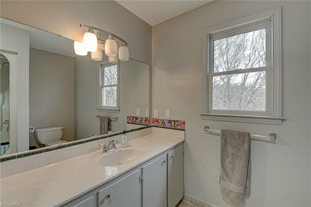 1410 W Old Phillips Road, Pinnacle, NC 27043