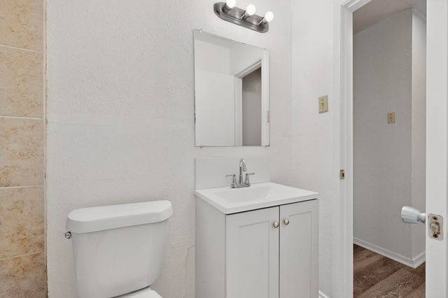 310 Palm Oak Drive, Dallas, TX 75217