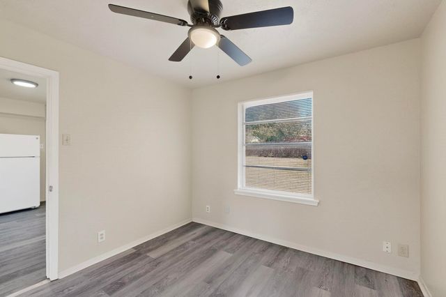 310 Palm Oak Drive, Dallas, TX 75217