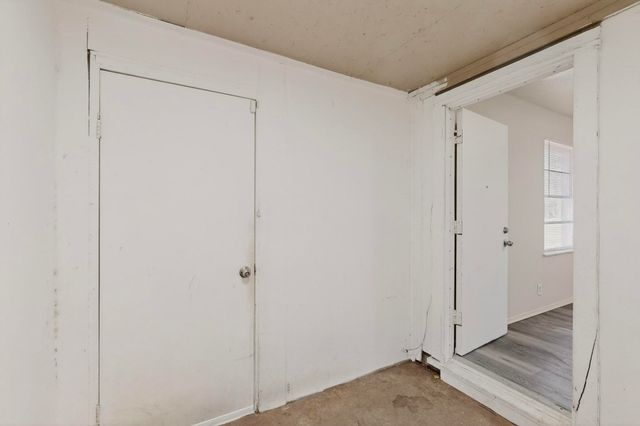 310 Palm Oak Drive, Dallas, TX 75217