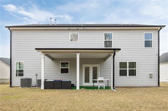379 Blue Juniper Circle, Loganville, GA 30052