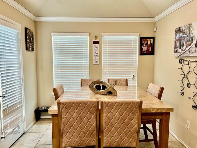 2022 Windsong Drive, Heartland, TX 75126