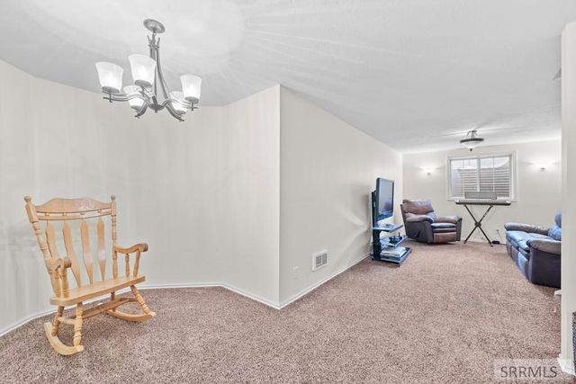 1089 Lowell Drive, Idaho Falls, ID 83402