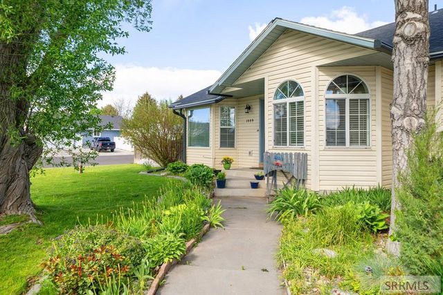 1089 Lowell Drive, Idaho Falls, ID 83402