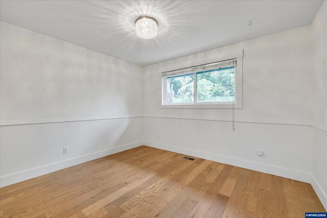 12653 NE Cedarbrook Rd, Aurora, OR 97002