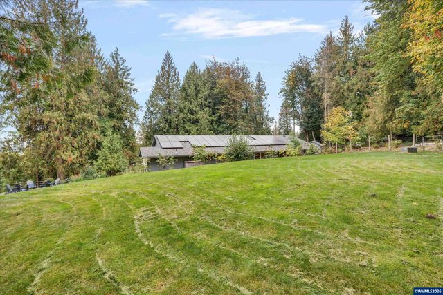 12653 NE Cedarbrook Rd, Aurora, OR 97002