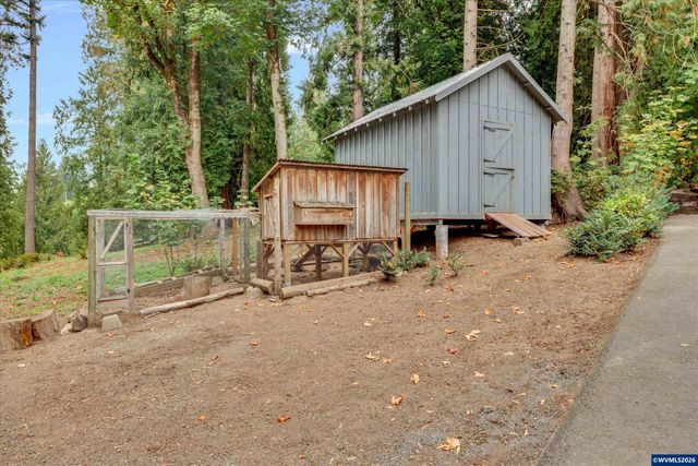 12653 NE Cedarbrook Rd, Aurora, OR 97002
