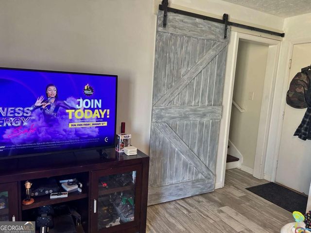 5472 RIVERCHASE Drive, Flowery Branch, GA 30542