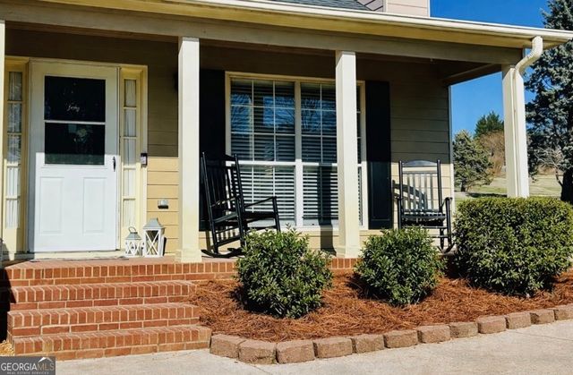 5472 RIVERCHASE Drive, Flowery Branch, GA 30542