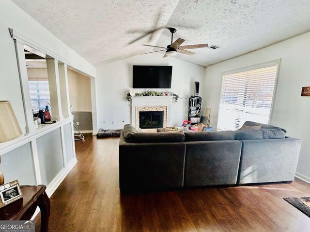 5472 RIVERCHASE Drive, Flowery Branch, GA 30542