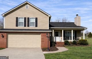 5472 RIVERCHASE Drive, Flowery Branch, GA 30542