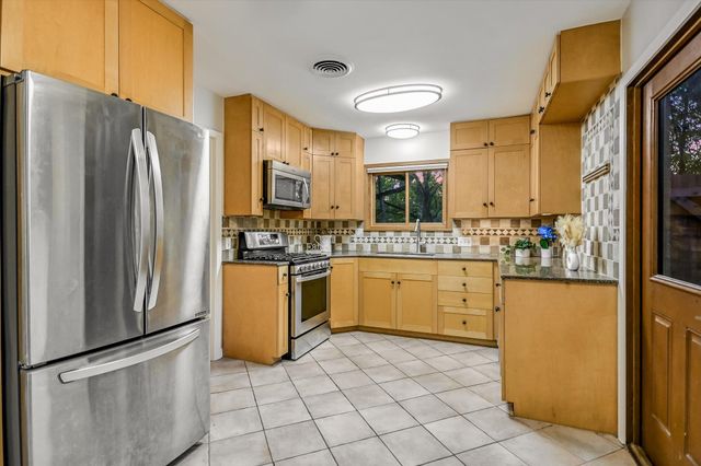 1113 BLUEBONNET LN, Austin, TX 78704