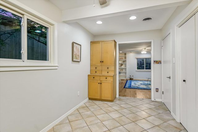 1113 BLUEBONNET LN, Austin, TX 78704