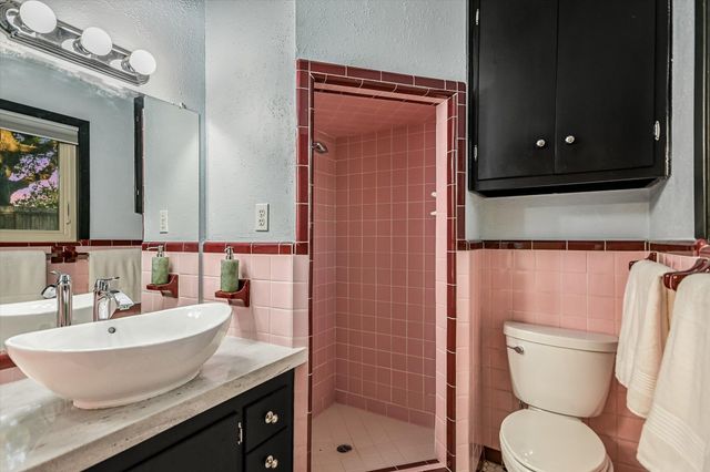1113 BLUEBONNET LN, Austin, TX 78704