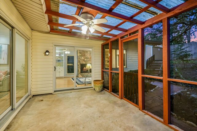 1113 BLUEBONNET LN, Austin, TX 78704