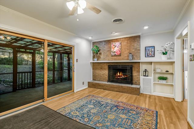 1113 BLUEBONNET LN, Austin, TX 78704
